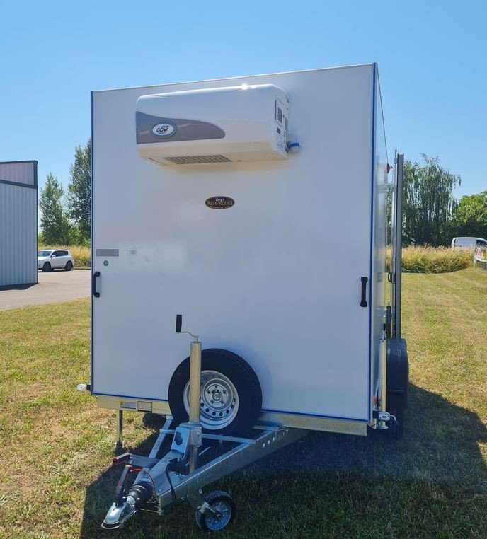 BW-2700-1.jpg Rimorchio frigorifero 2700 kg - immagine 1